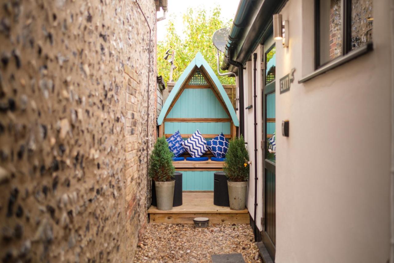 Old Fire Station - Quaint And Quirky Little Home Brandon  Bagian luar foto